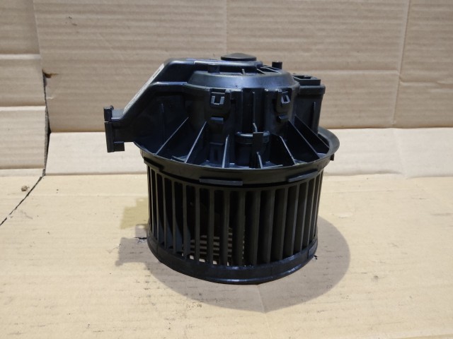 Ford Fiesta 2008-2017 Fűtőmotor VP8E2H18456AB