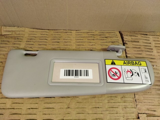 Lancia Ypsilon 2011- világos szürke színű, jobb oldali tükrös napellenző