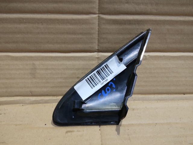 Fiat Croma  2005-2010 Külső műanyag alkatrészek Használt sárvédő háromszög 51742147
