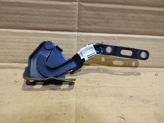 157404 Lancia Musa 2004-2012 jobb oldali motorháztető zsanér 51737483