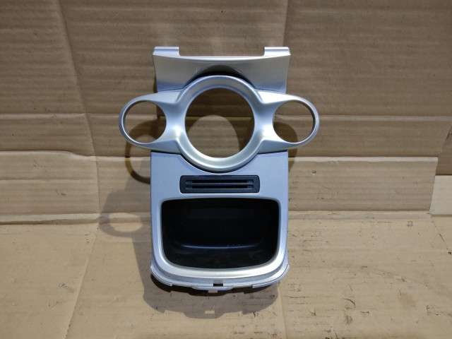 Ford Fiesta 2008-2017 Közép konzol Használt