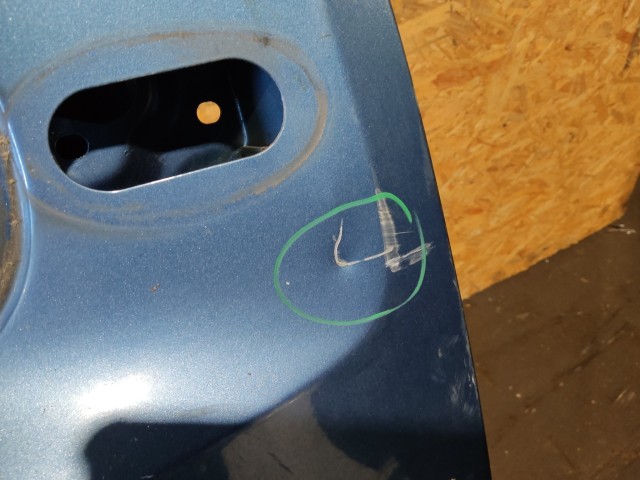 157544 Fiat Doblo 2000-2009 kék színű jobb első ajtó a képen látható sérüléssel