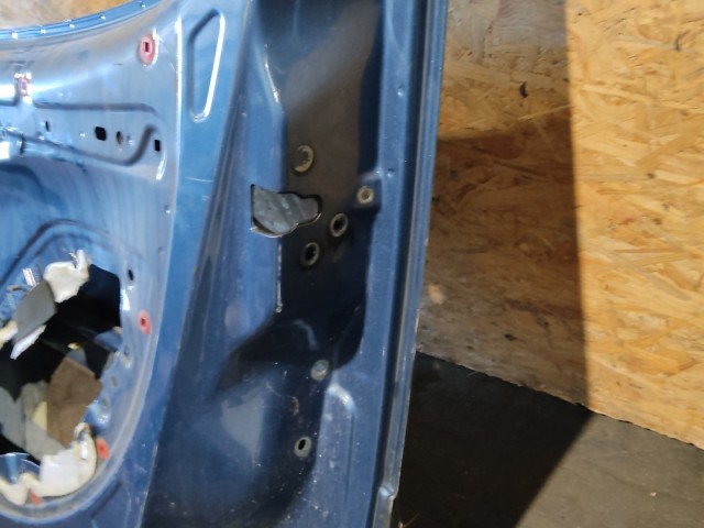 157544 Fiat Doblo 2000-2009 kék színű jobb első ajtó a képen látható sérüléssel