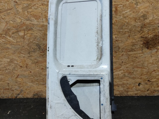 157581 Fiat Doblo 2000-2009 jobb hátsó zárt raktérajtó, a képen látható sérülésekkel