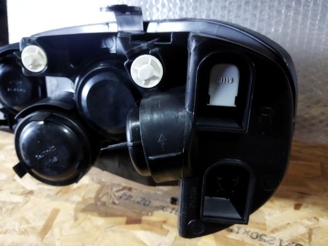 Fiat Punto III. 2003-2010 utángyártott új, jobb első fényszóró TYC gyártmány