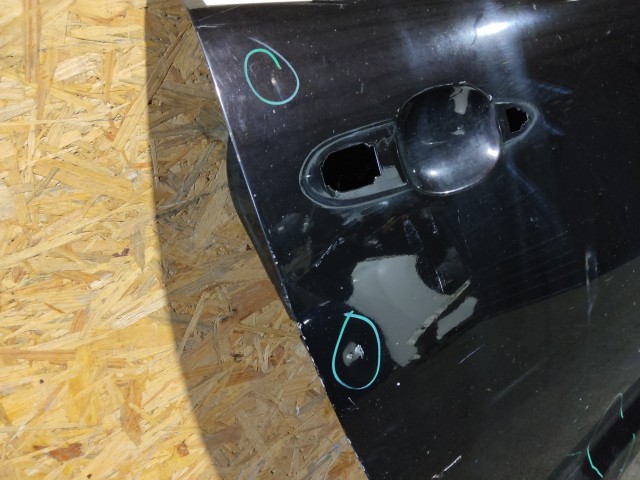 157613 Alfa Romeo MiTo 2008-2018 vulcan nero színű Jobb oldali ajtó, képen látható sérüléssel