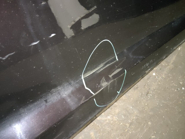 157613 Alfa Romeo MiTo 2008-2018 vulcan nero színű Jobb oldali ajtó, képen látható sérüléssel