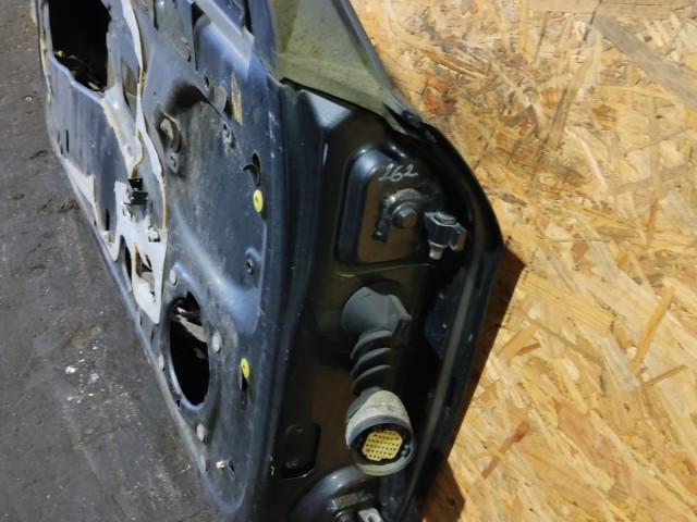 157621 Alfa Romeo Brera 2005-2010 szürke színű bal oldali ajtó