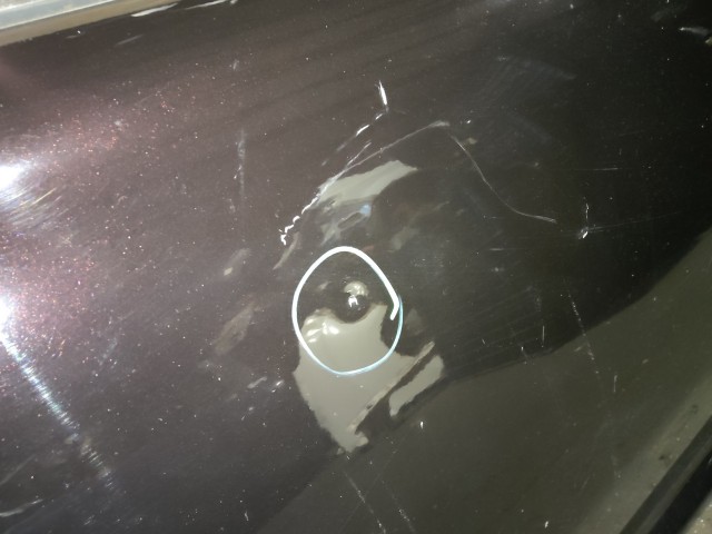 157623 Alfa Romeo MiTo 2008-2018 vulcan nero színű bal oldali ajtó, a képen látható sérüléssel