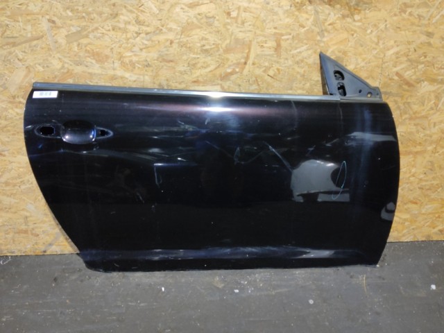 157626 Alfa Romeo MiTo 2008-2018 vulcan nero színű Jobb oldali ajtó, képen látható sérüléssel