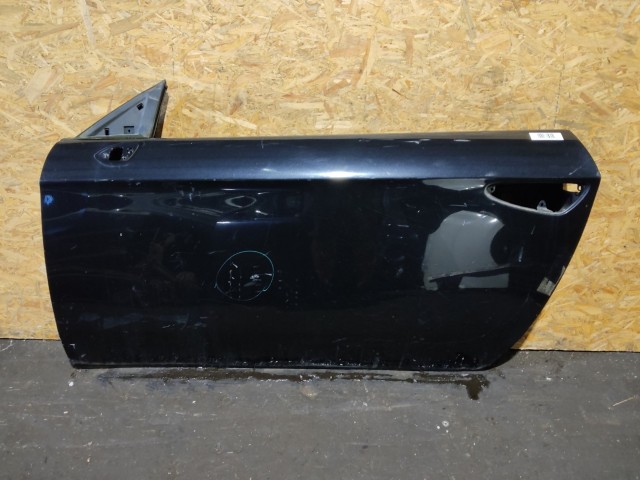 157633 Alfa Romeo Brera 2005-2010 fekete színű bal oldali ajtó, a képen látható sérüléssel