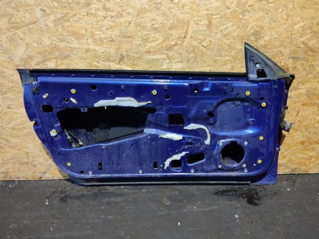 157635 Alfa Romeo Brera 2005-2010 kék színű bal oldali ajtó, a képen látható sérüléssel