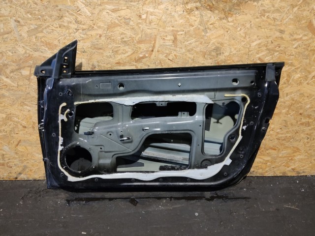 157644 Alfa Romeo MiTo 2008-2018 vulcan nero színű Jobb oldali ajtó, képen látható sérüléssel