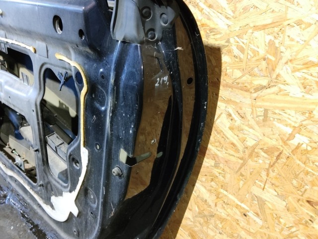 157646 Alfa Romeo MiTo 2008-2018 vulcan nero színű Jobb oldali ajtó, képen látható sérüléssel