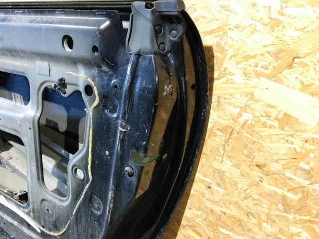 157648 Alfa Romeo MiTo 2008-2018 vulcan nero színű Jobb oldali ajtó, képen látható sérüléssel