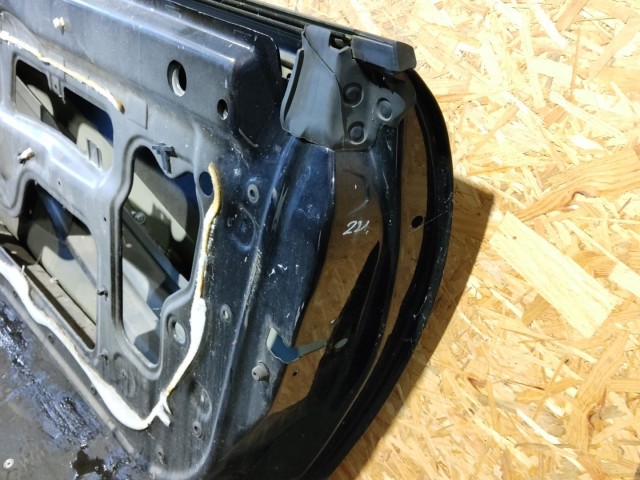 157650 Alfa Romeo MiTo 2008-2018 vulcan nero színű Jobb oldali ajtó, képen látható sérüléssel