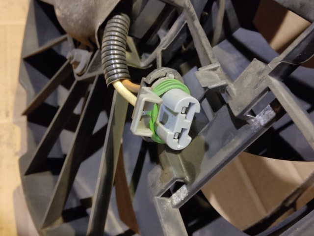 Alfa Romeo 159, Brera, Spider Hűtőventilátor kerettel  50511171