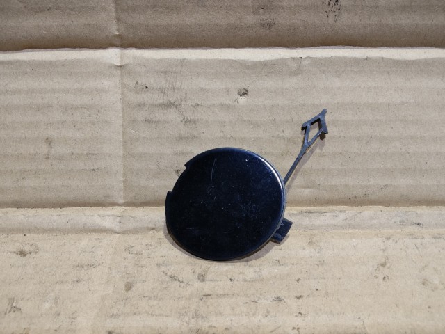 157786 Alfa Romeo MiTo 2008-2018 első  vonószem takaró fekete 