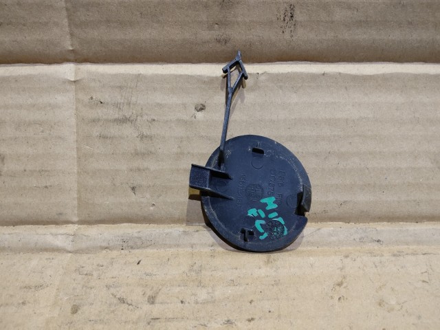 157786 Alfa Romeo MiTo 2008-2018 első  vonószem takaró fekete 