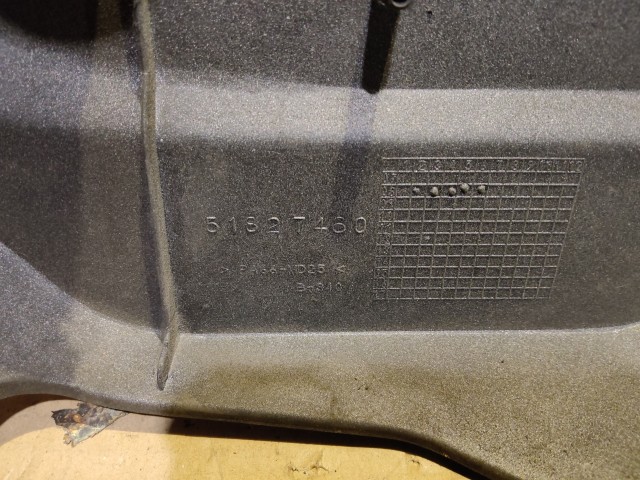 157873 Alfa Romeo 159 2005-2011 1,9 16v Diesel felső motorburkolat