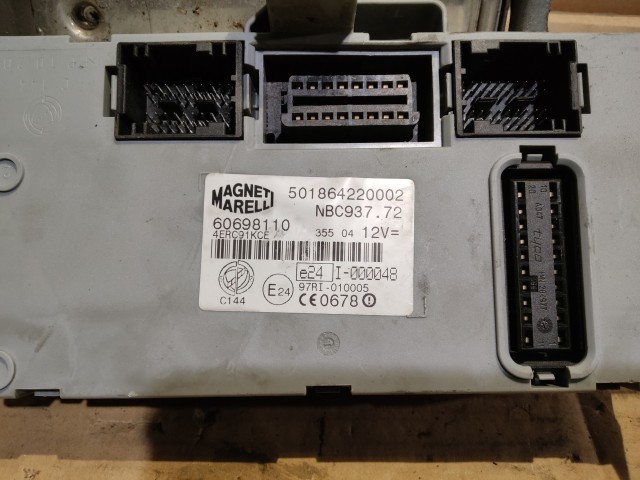 157920 Alfa Romeo 147 2000-2010 1,9 16v Diesel motorvezérlő szett 55198812 , 0281011896