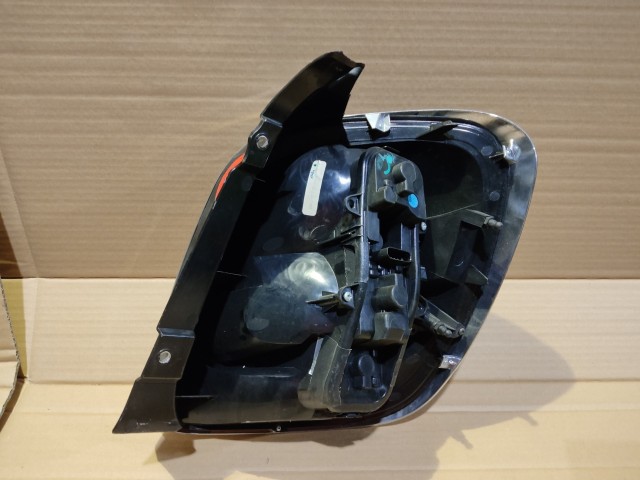 157961 Fiat 500 X bal hátsó lámpa