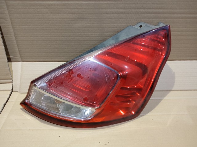 157972 Ford Fiesta 2013-2017 jobb hátsó lámpa