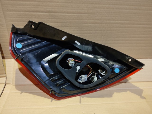 157974 Ford Fiesta 2013-2017 jobb hátsó lámpa