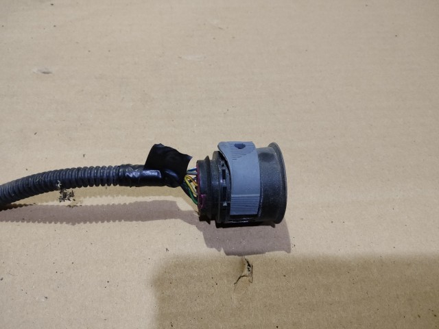 Fiat Bravo 2007-2014 2007-2014 Elektromos csatlakozó Használt Első Lámpa