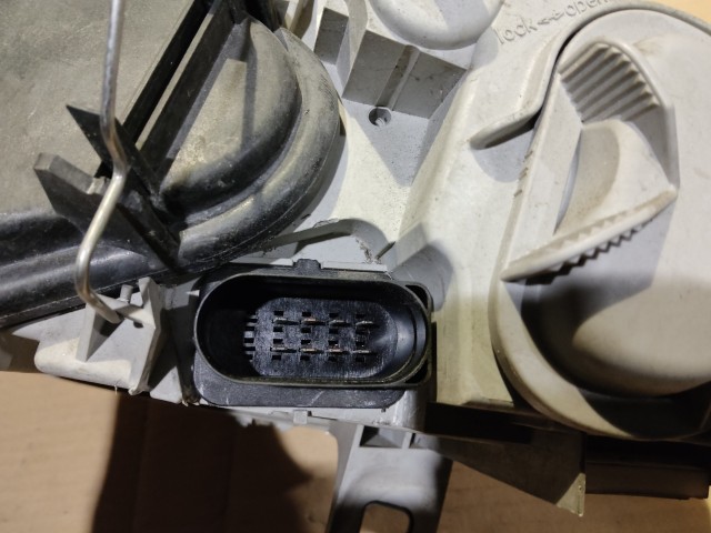 160015 Alfa Romeo 147 2000-2005 jobb első fényszóró