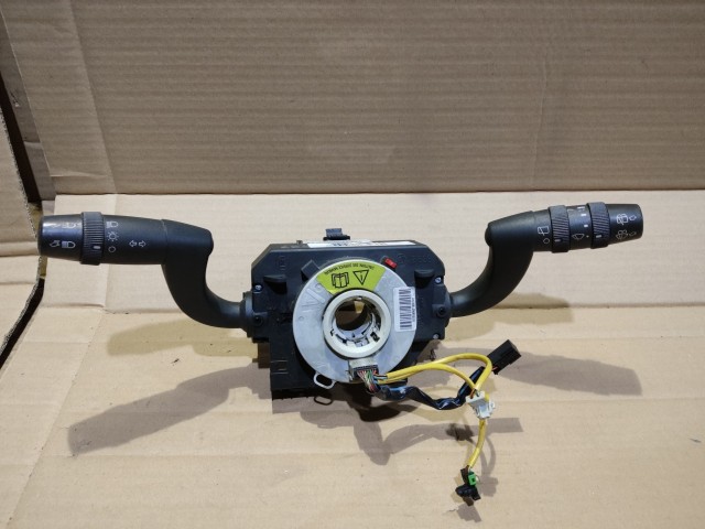 Fiat Croma  2005-2010 multikormányos kormánykapcsoló  735399740