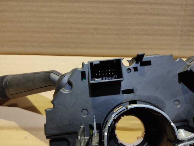 Fiat Fiorino , Qubo 2007-2016 tempomatos kormánykapcsoló   735531780