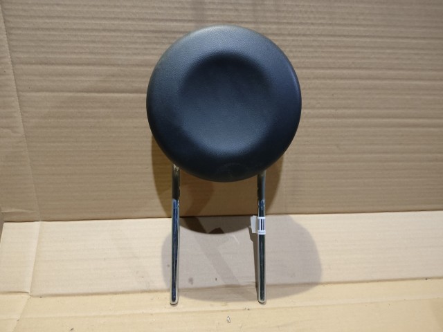 Fiat 500 2007-2015 fekete színű első fejtámla 