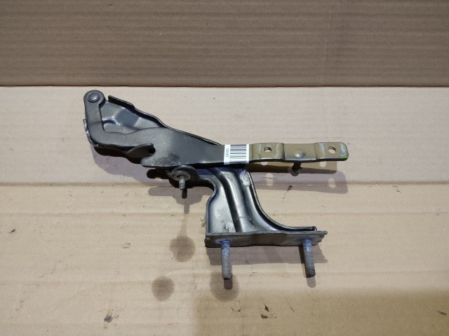 160107 Alfa Romeo 147, Gt bal oldali motorháztető zsanér 46548059