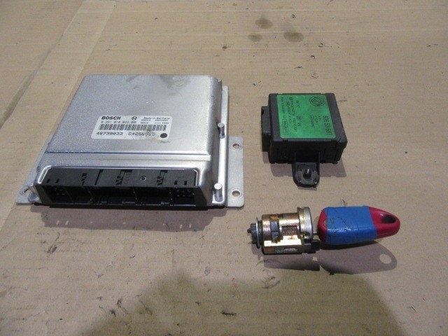 21719 Alfa Romeo 156 2,4 Jtd 10v  Euro 2  136 Le motorvezérlő szett 0281010022 , 46739033