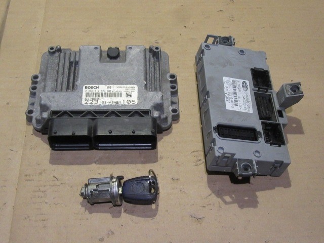 25951 Fiat Doblo II. 1,9 8v Jtd 105 Le motorvezérlő szett 0281012864 , 51798817