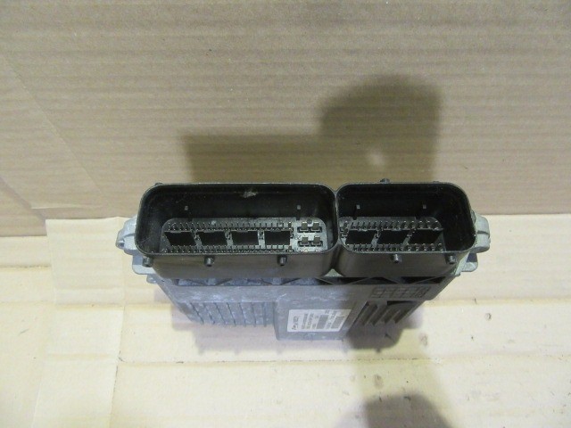 Fiat Doblo II. 1,3 16v Diesel motorvezérlő 51805371