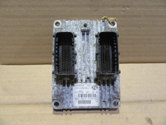 Fiat Grande Punto 1,2 8v benzin  motorvezérlő 51793104