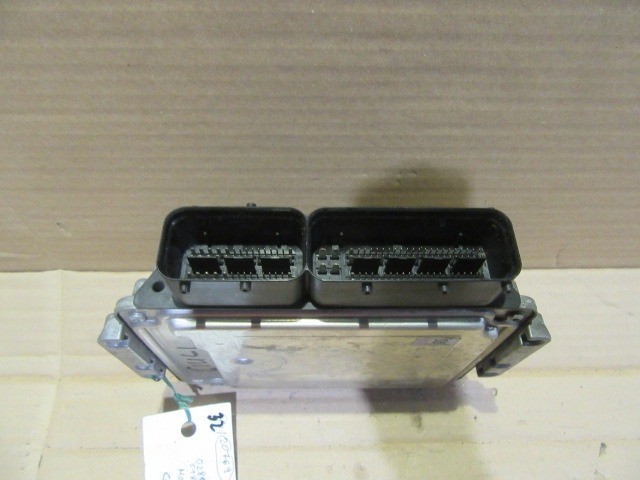 Alfa Romeo Giulietta 2,0 16v Diesel motorvezérlő 0281015951 , 51899257