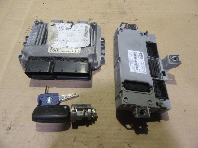 36356 Fiat Bravo II.  1,9 8v Diesel motorvezérlő szett 55207102 , 