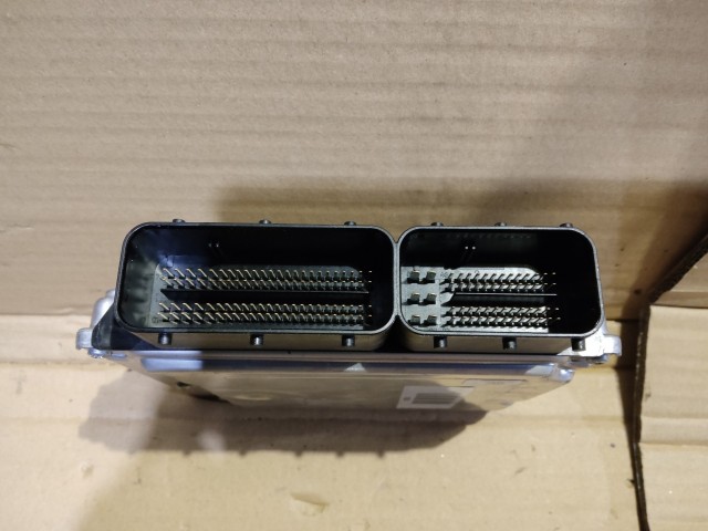 BMW 1 E81 2006-2011 2,0 Diesel Motorvezérlő Bosch 0281016068 , Dde8506281