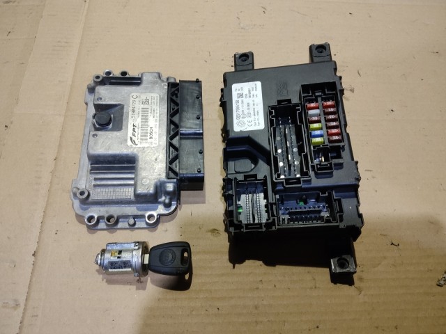 Fiat Grande Punto  2005-2009 1,4 16v T-Jet  51798615 , 0261201684 