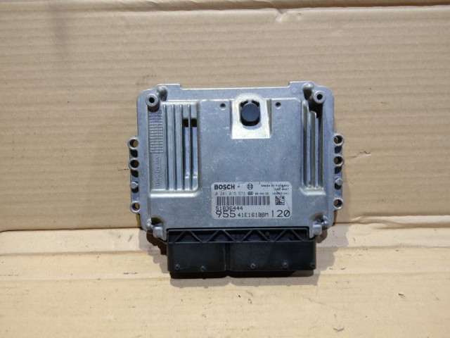 Alfa Romeo MiTo 1,6 16v Diesel motorvezérlő  0281015573, 51836444