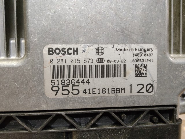 Alfa Romeo MiTo 1,6 16v Diesel motorvezérlő  0281015573, 51836444