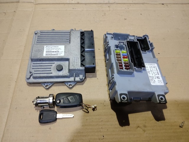 Fiat Fiorino , Qubo  1,3 16v Diesel 75 Le motorvezérlő 51846262