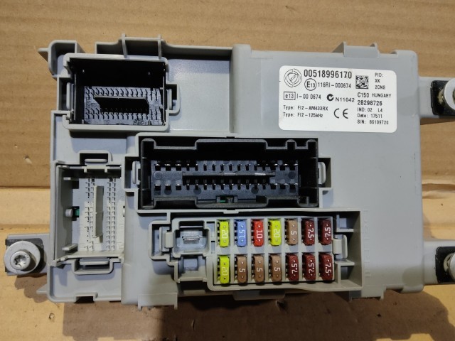 Fiat 500 2007-2015 1,2 8v benzin motorvezérlő 51899617  