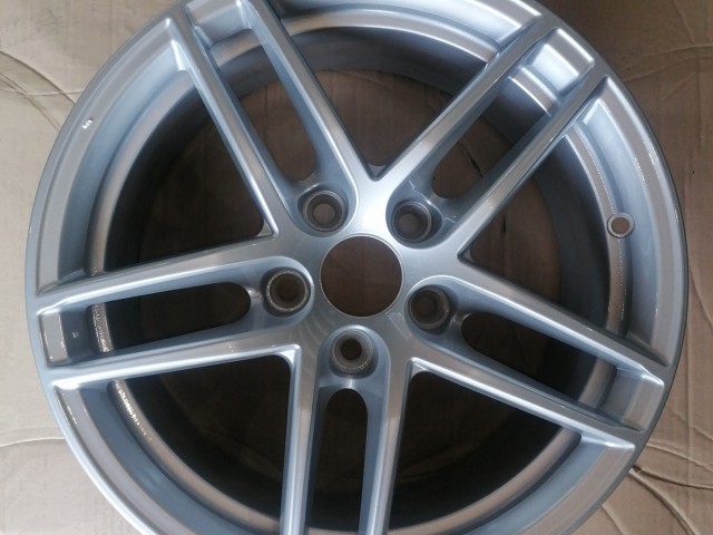 Alfa Romeo Giulia gyári új 16