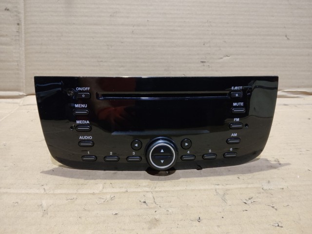 125216 Fiat Punto Evo, My Punto, Nouva Punto Delphi Cd-s rádió 735535440 kód nincs hozzá!!!!!