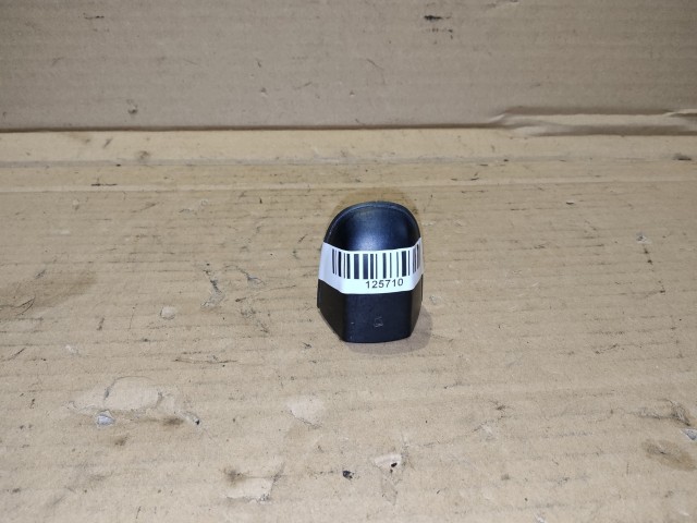 Hyundai I20 2008-2012 2008-2012 Zárbetét kupak Használt JE, JH, BH