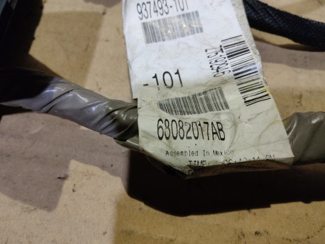 125739 Fiat Freemont 2011-2015 bal átsó ajtó kábelköteg 68082017ab